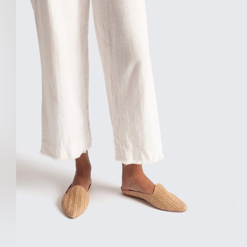 DOLCE VITA Raffia Mules / Natural / Size 9